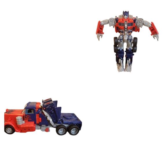 Transformers Voyager Class Optimus Prime 8" Action Figure - Picture 1 of 3